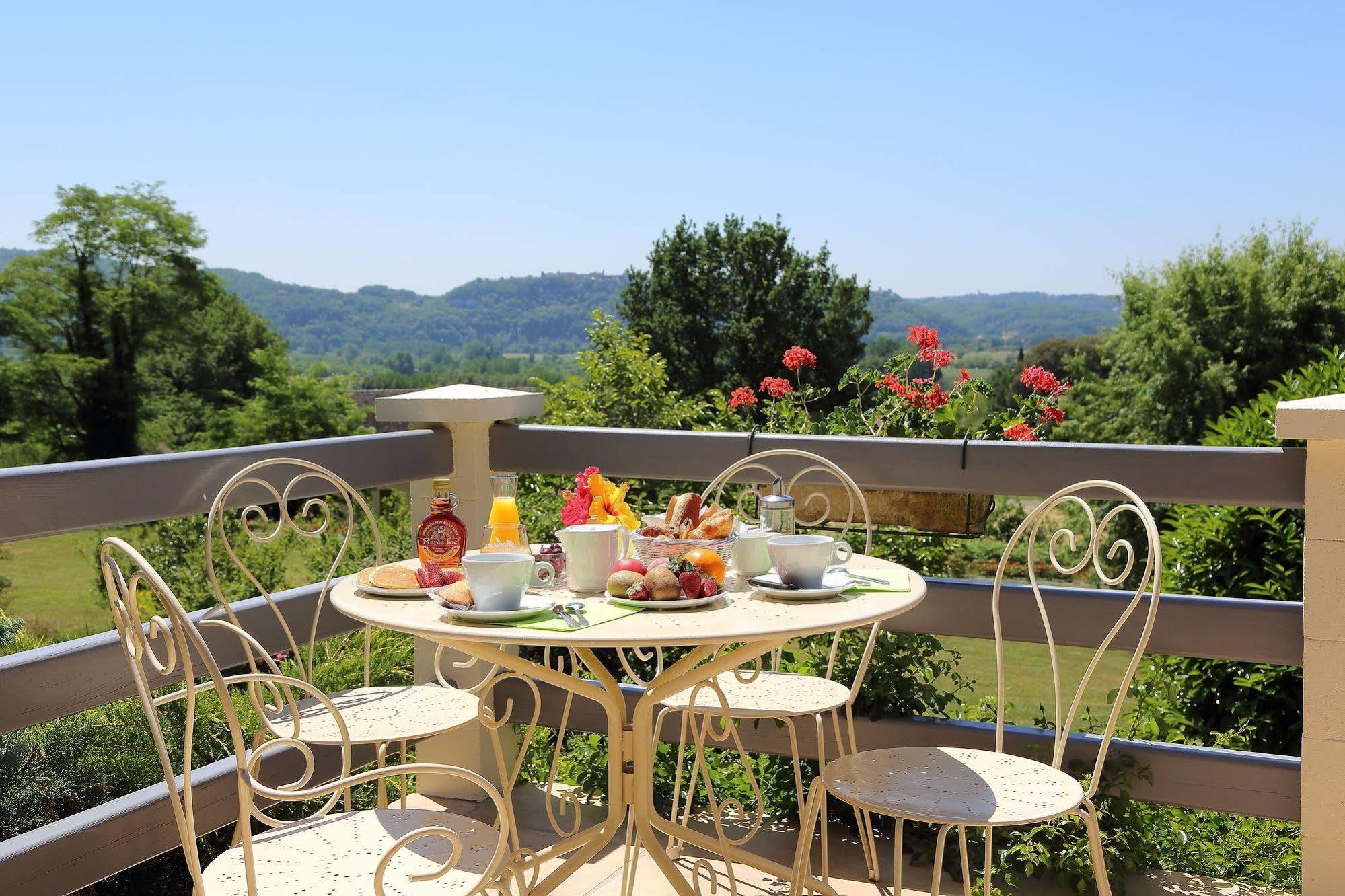 Hotel Le Clos Roussillon Pres De Sarlat Vitrac  Exterior foto