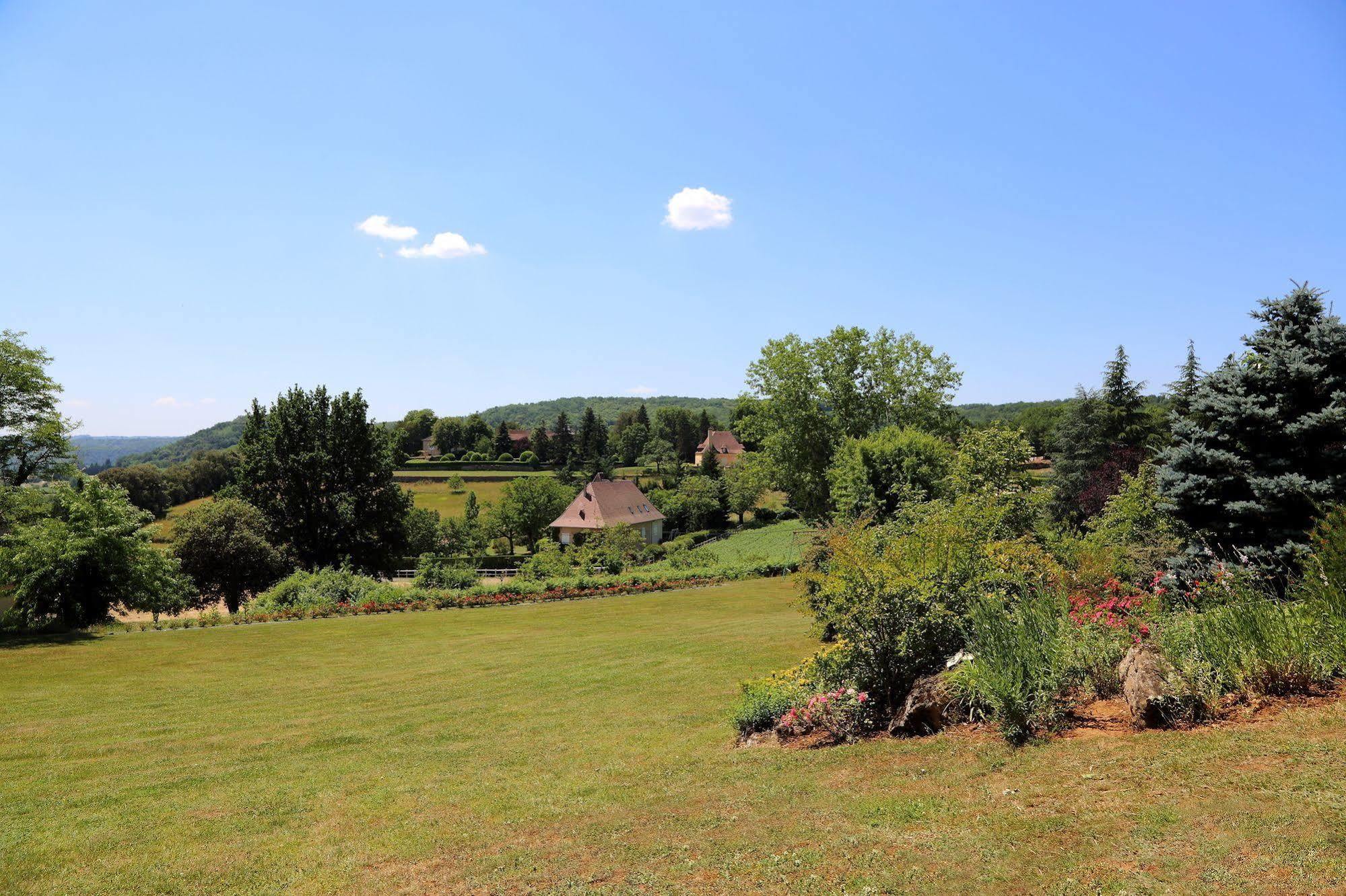 Hotel Le Clos Roussillon Pres De Sarlat Vitrac  Exterior foto